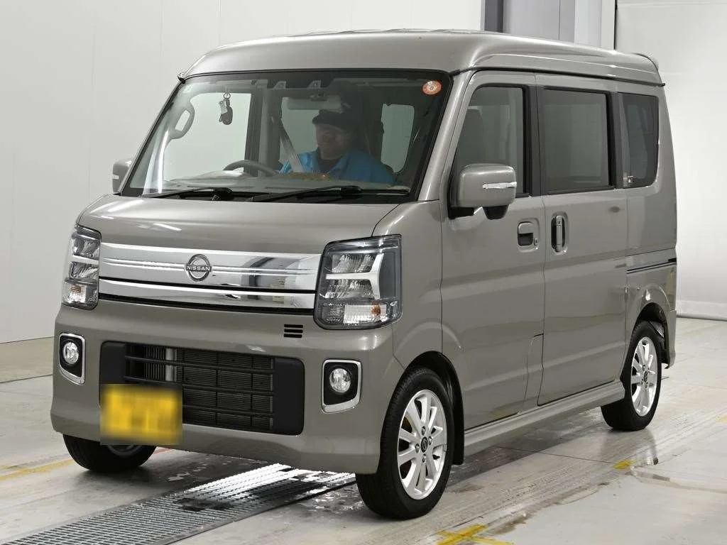 Nissan NV100 Clipper Rio DR17W 2025